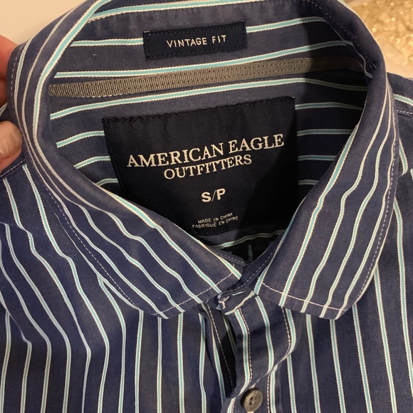 SOLD: Men’s Button Down Shirt - Picture 4 of 4